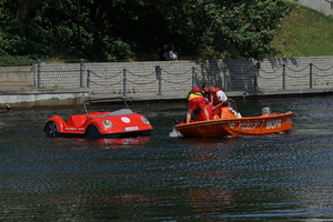policyjny piknik na Wyspie Młyńskiej