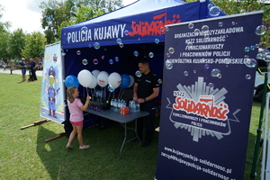 policyjny piknik na Wyspie Młyńskiej