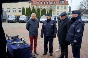 Uroczyste przekazanie pojazdów służbowych