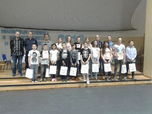 Zdjęcie pamiątkowe wszystkich uczestników.