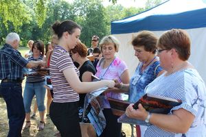 Foldery profilaktyczne dla opiekunów.