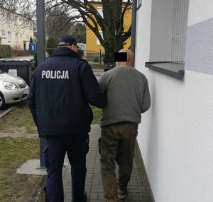 Podejrzany o włamanie zatrzymany przez policjantów