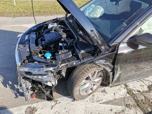 Uszkodzony pojazd marki Skoda
