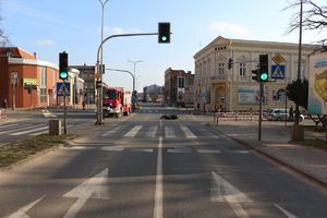 Widoczny pojazdy biorące udział w zdarzeniu