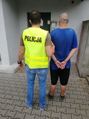 Policjanci zatrzymali mężczyznę, który usłyszał zarzuty