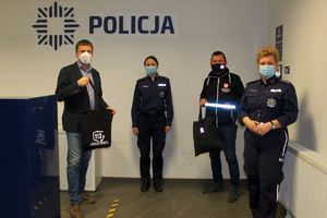 policjantki i pracownicy urzędu wojewódzkiego z Bydgoszczy