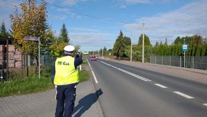 Policjant podczas akcji prędkość