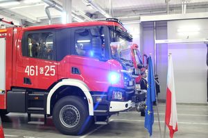 Strażacka zbiórka z udziałem gości i służb#11