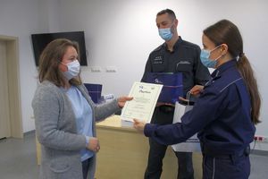 nauczyciel z MOW w Kruszwicy otrzymuje nagrody
