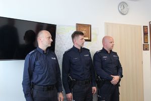 Policjanci na zbiórce