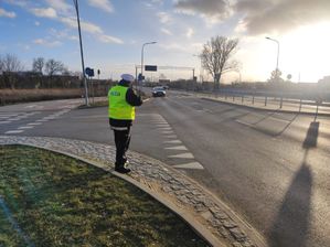 policjant na drodze