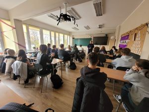 wszystkie zdjęcia zajęcia z uczniami