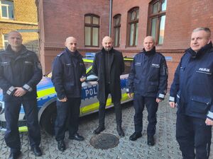 wszystkie zdjęcia przekazanie radiowózu