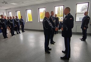 Zbiórka w siedzibie KPP w Inowrocławiu z udziałem Komendanta Wojewódzkiego Policji w Bydgoszczy w sprawie zmian kadrowych kierownictwa komendy